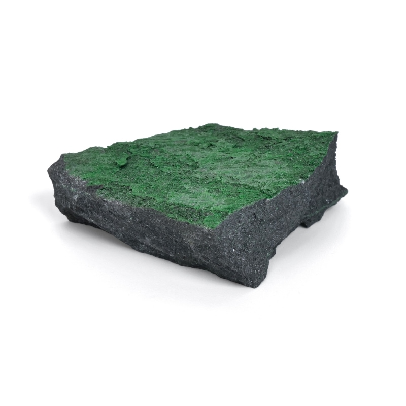 ウバロバイト原石(グリーンガーネット）