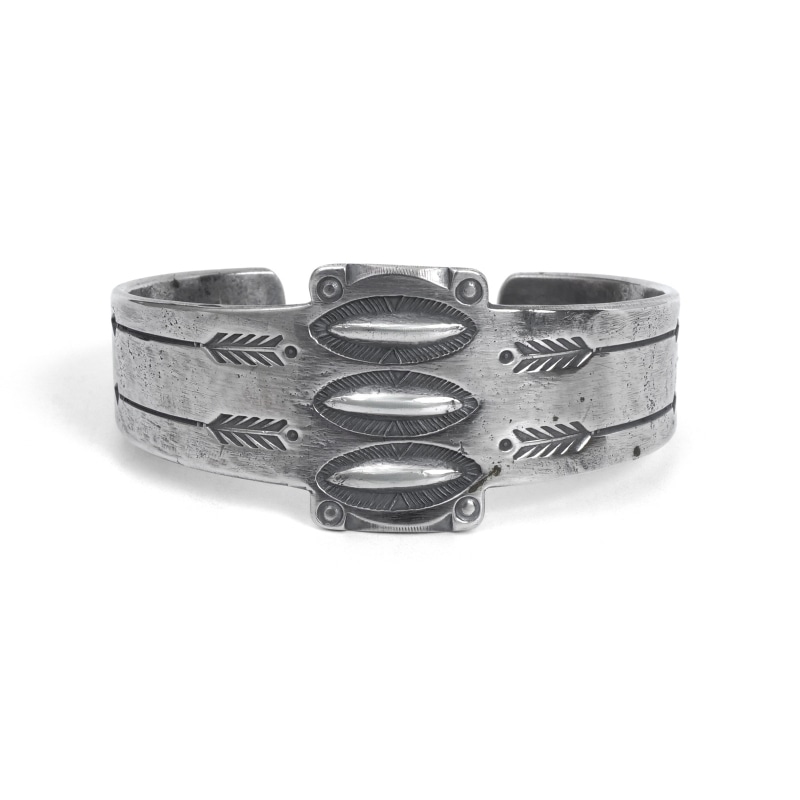 ジェシーロビンス　シルバーバングル　インディアンジュエリー 楽天市場】Indian Jewelry クリーク族 ジェシー ロビンズ (Jesse