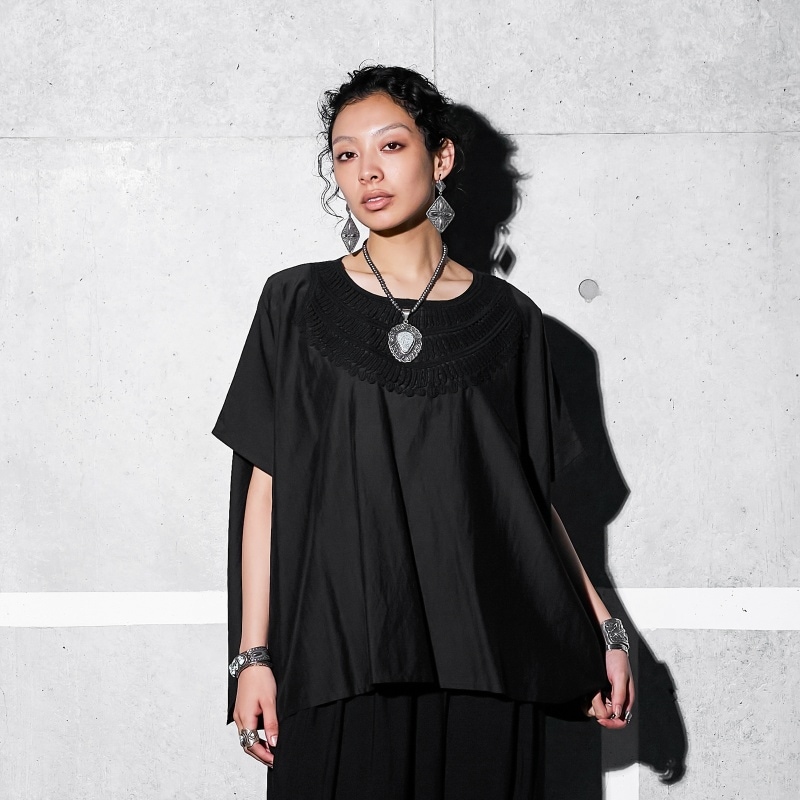 コットンシルクレースカラープルオーバー