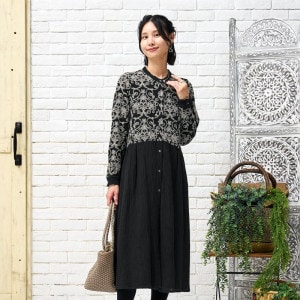 週末限定！お値下げします(^^) 刺繍　ワンピース S/Mサイズ】切替配色刺繍ワンピース（ブラック/ベージュ/モカ