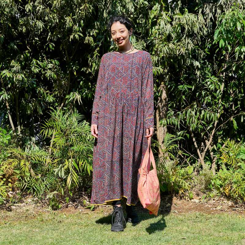 レーヨンタイル風ワンピース｜マライカ公式通販