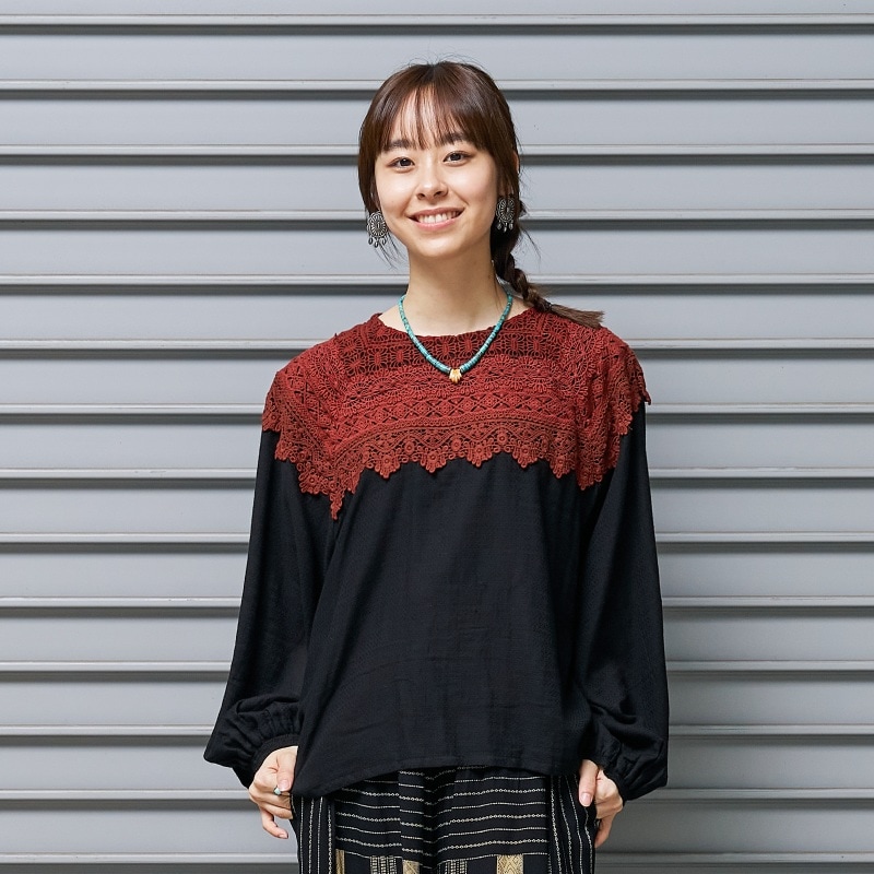 50%OFF　レースプルオーバー