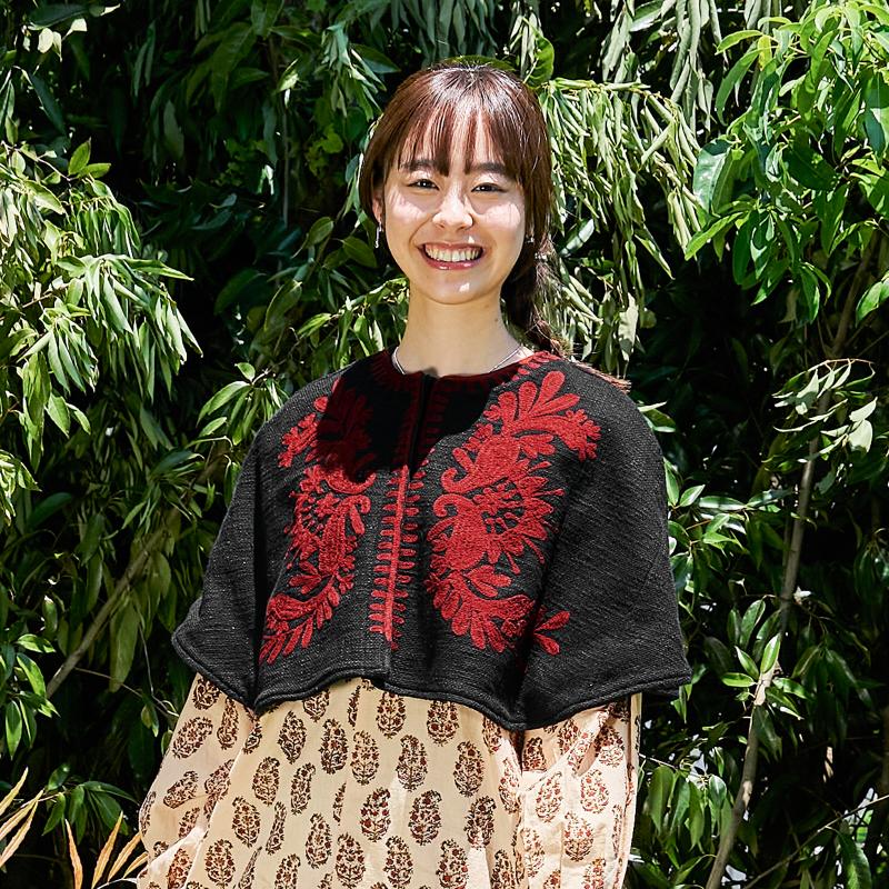 チェーン刺繍ケープ