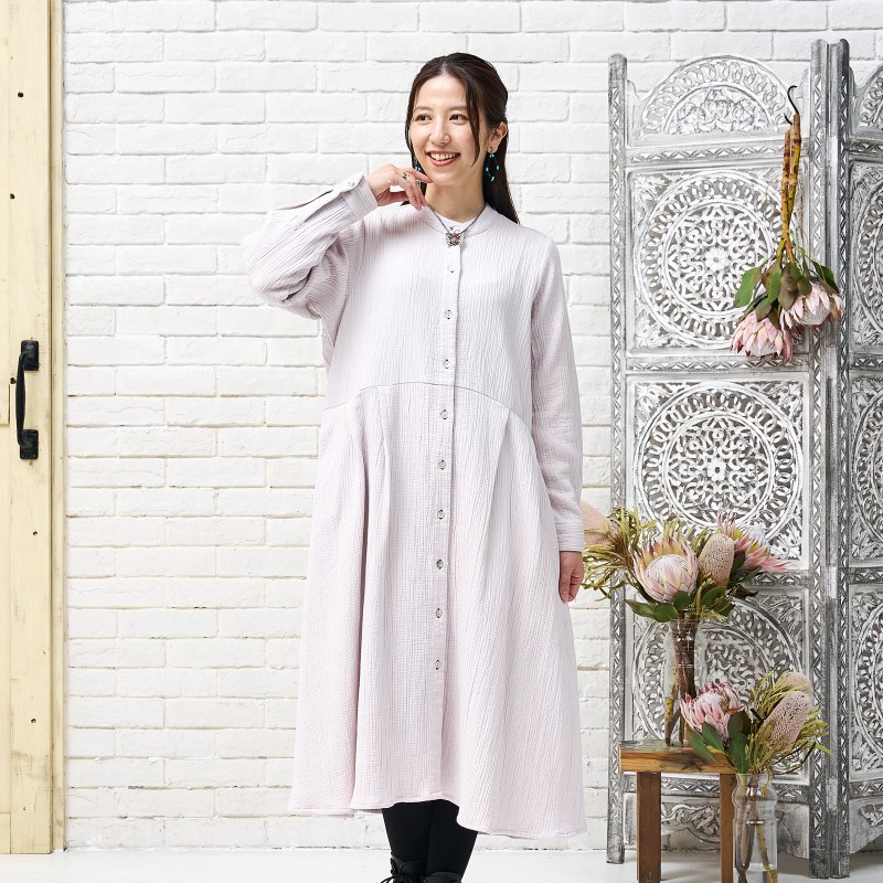 ステッチ生地ワンピース