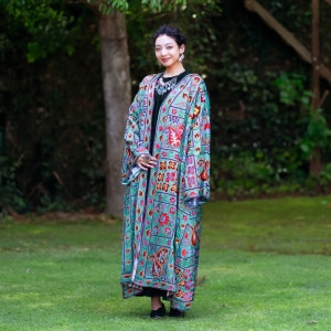 アンティーク インディゴリネン 金魚刺繍 芍薬桜草 ドイリー シノワズリ 藍染め アンティーク インディゴリネン 金魚刺繍 芍薬桜草 ドイリー