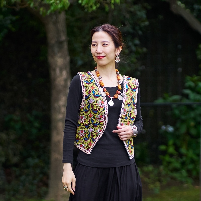 イロキショートベスト