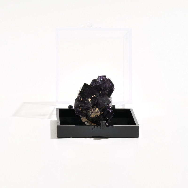 ナミビア・オコルス鉱山　フローライト原石　〈ケース付き〉