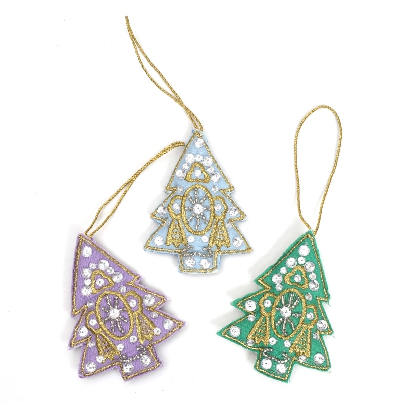 刺繍ツリーハンギング　【メール便可】