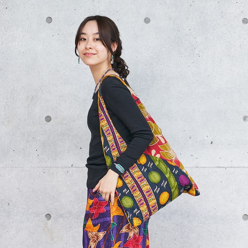 127mm ジェニファーカーティス ハーフラウンド バングル｜マライカ公式通販