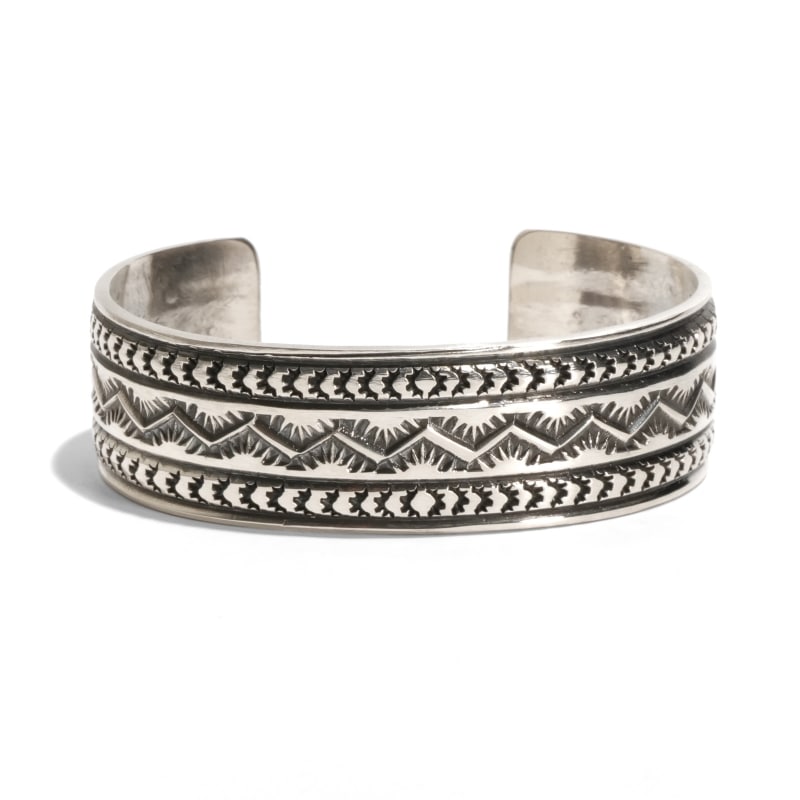 143mm サンシャインリーブス スタンプワーク バングル｜マライカ公式通販