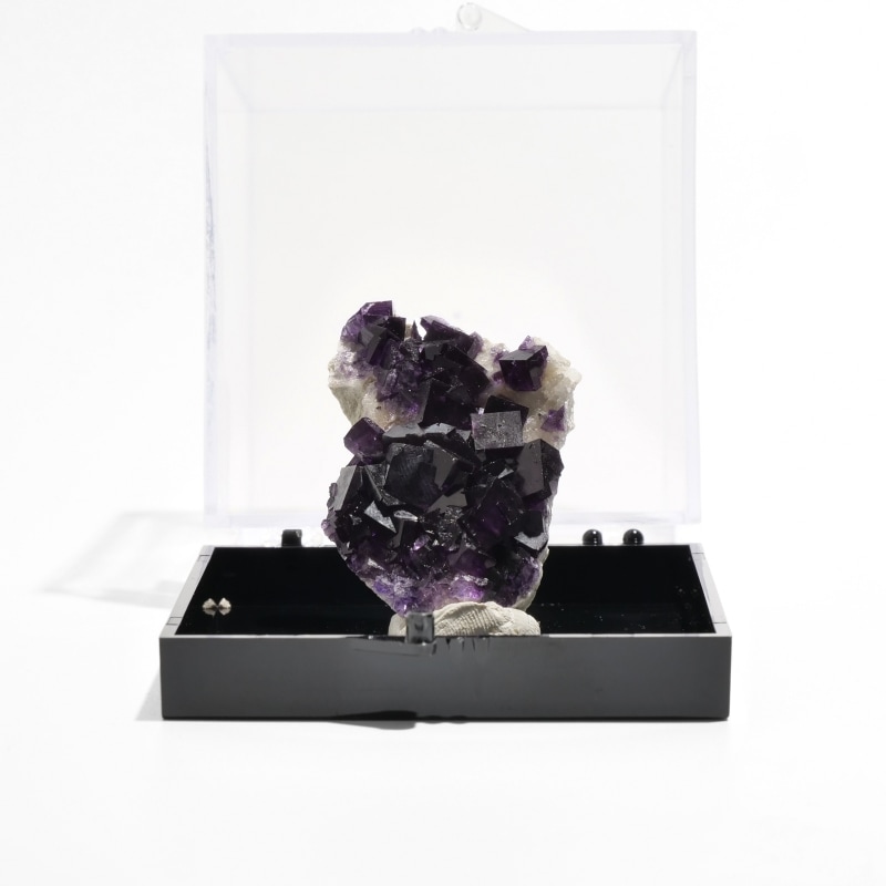 中国・安徽省産 フローライト原石〈ケース付き〉