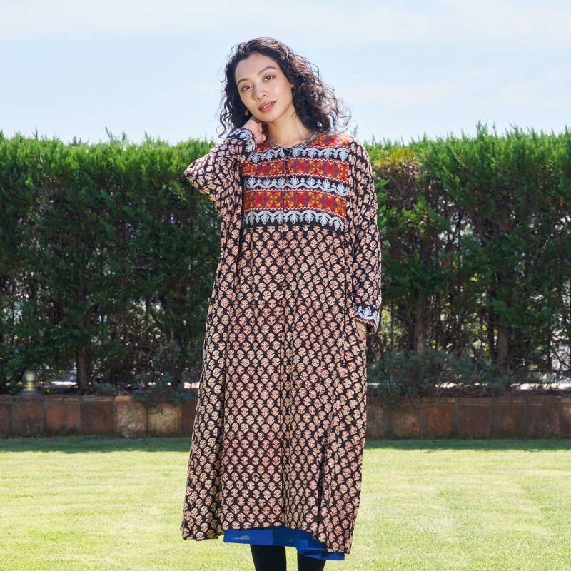 まあ様ワンピース アフガン風刺繍+プリント前あきワンピース｜マライカ公式通販