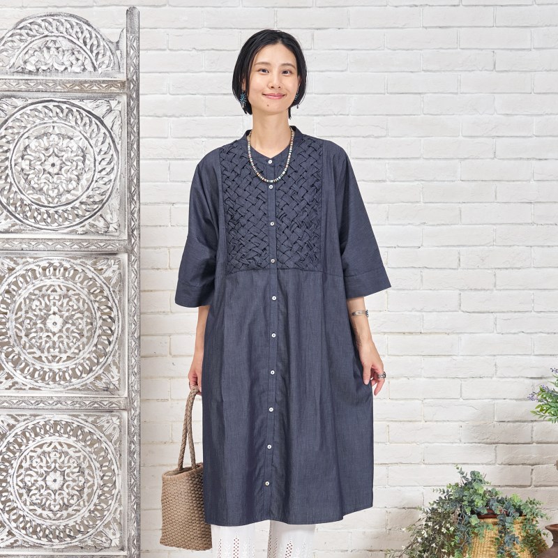 デニムスモッキングロングシャツ
