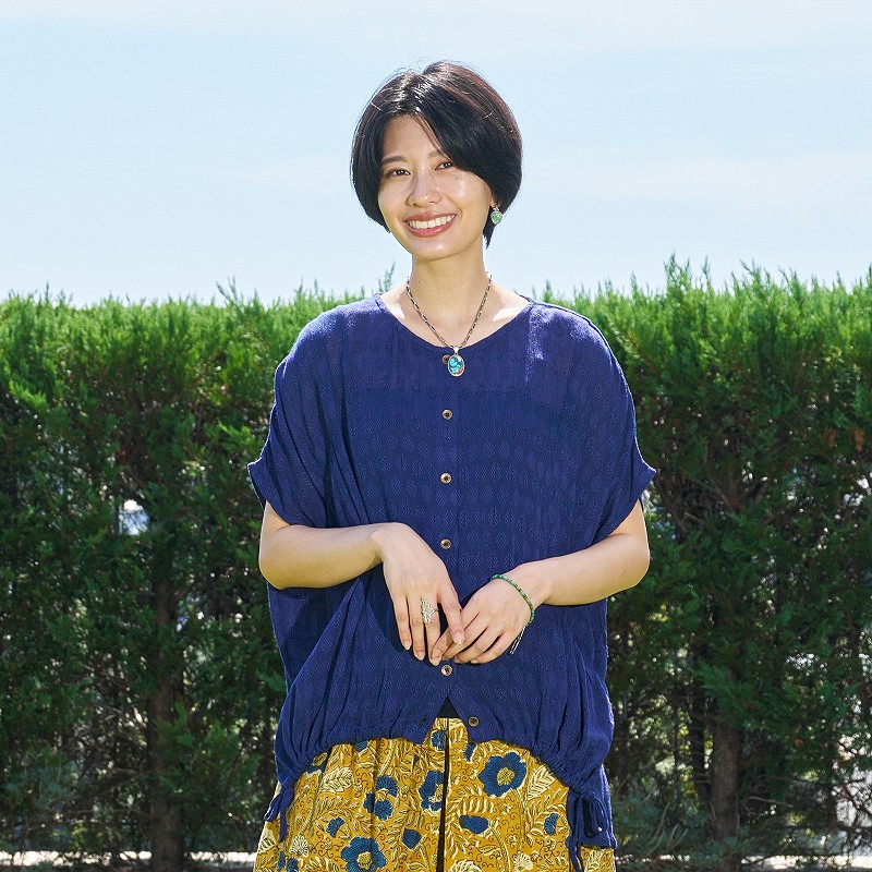 【予約販売】　レーヨンクレープショートブラウス　3月入荷予定