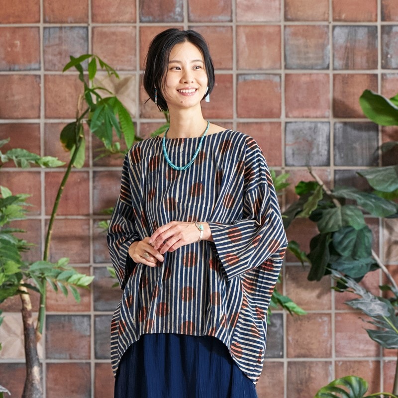 【未使用】正絹 着物 ストライプ アジアン エスニック レトロヴィンテージ工芸品 未使用】正絹 着物 ストライプ アジアン エスニック レトロ