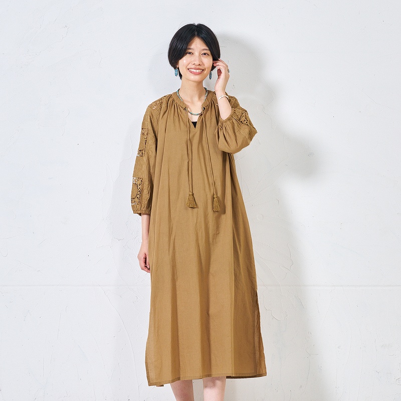 【予約販売】　コットンレース無地ワンピース　4月入荷予定