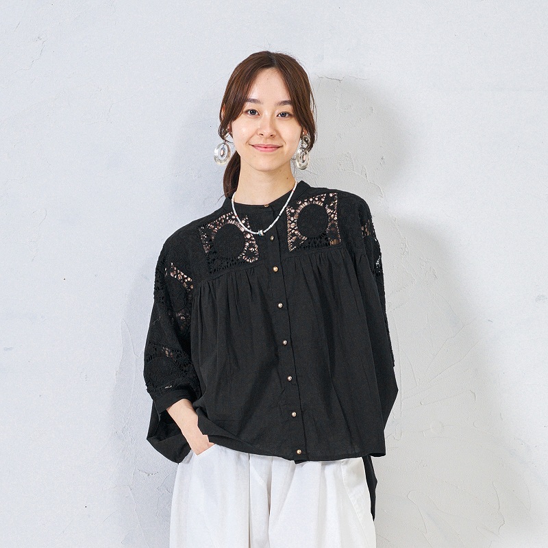 コットンレース無地ブラウス