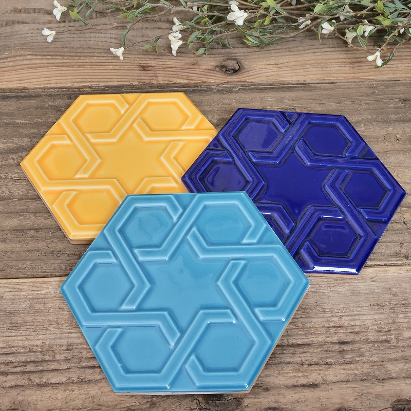 トルコイズニックタイル　六角形