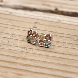 トルマリン四つ葉シルバーピアス【メール便可】｜マライカ公式通販