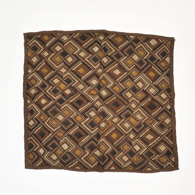 クバ布 63cm×66.5cm ラフィア椰子布｜マライカ公式通販