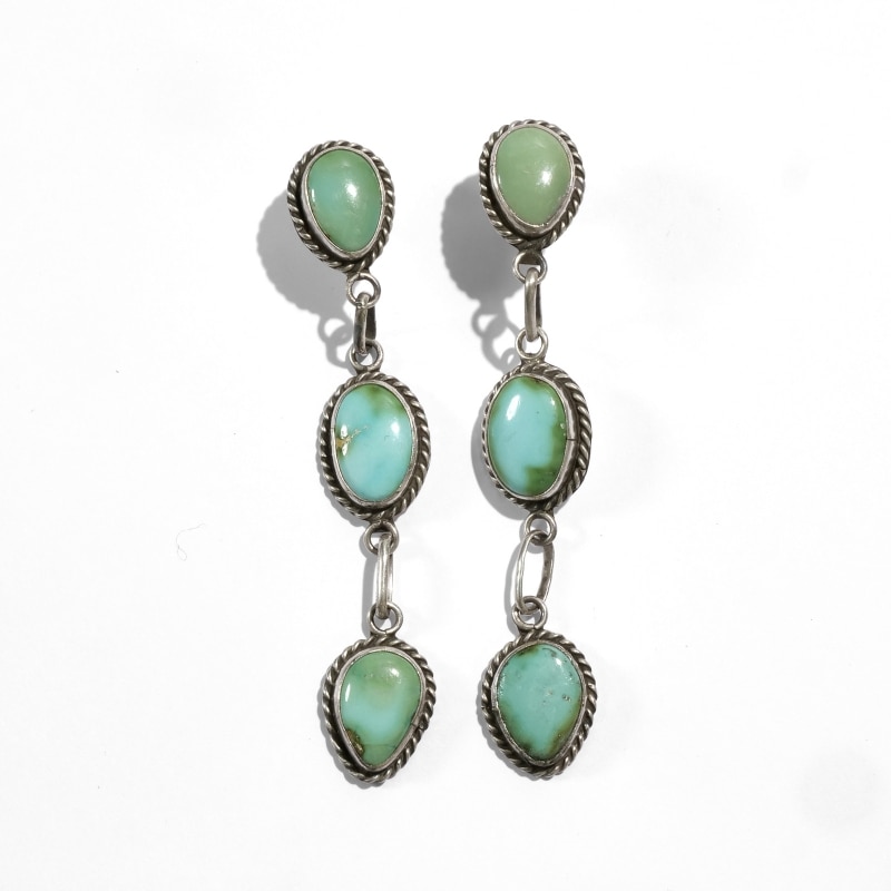 ナバホ族 ソノランターコイズ 3連ピアス