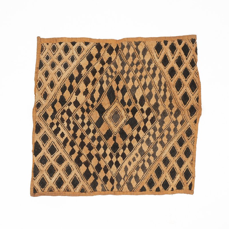 アフリカの布｜カラフルで素朴なアフリカンアートのテキスタイル