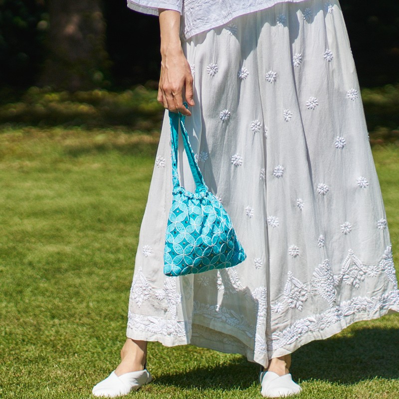 ラクノウ刺繍ミニ巾着バッグ　【メール便可】