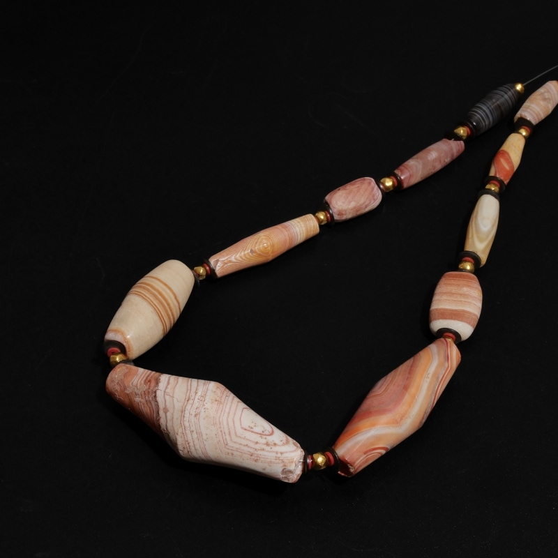 バクトリアンアゲート一連 【Bactrian Agate】