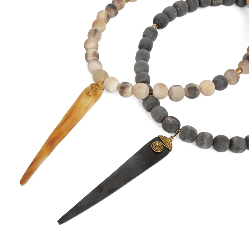 ホーンビーズネックレス【メール便可】　ケニア
