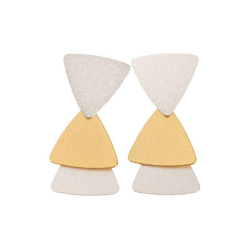 コンビトライアングルピアス【メール便可】｜マライカ公式通販
