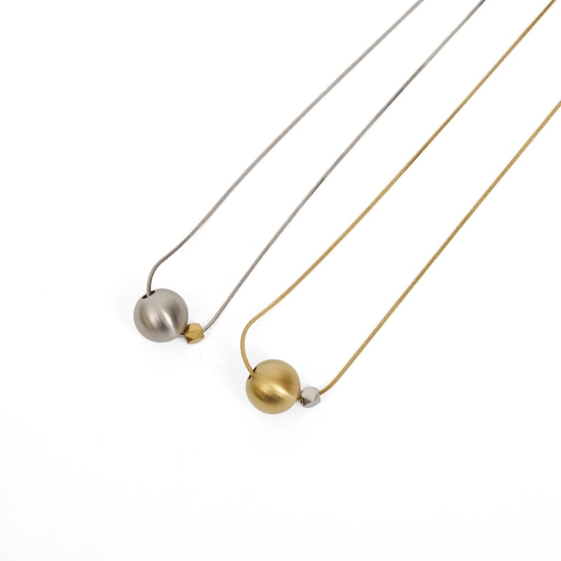 ボールチャームネックレス【メール便可】