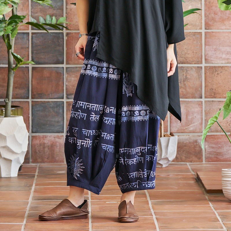☆新品 未使用　MALIKA マライカ トップス ミラーワーク ネイビー 紺色☆ MALAIKA｜マライカ公式通販
