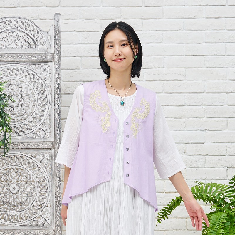 【予約販売】　オリエンタル刺繍ベスト　6月入荷予定
