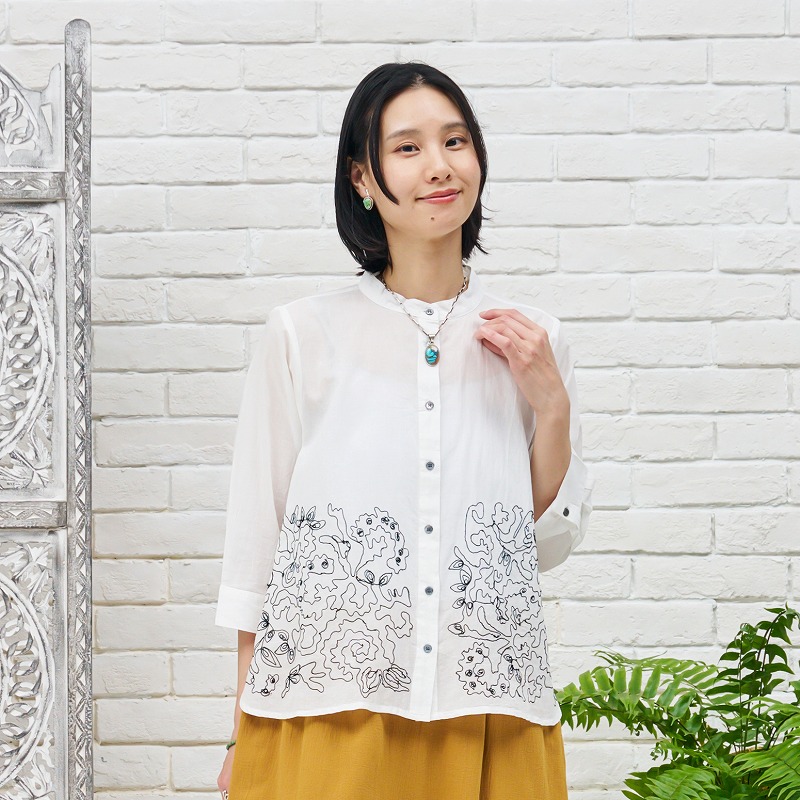 【予約販売】　アリ刺繍ブラウス　7月入荷予定