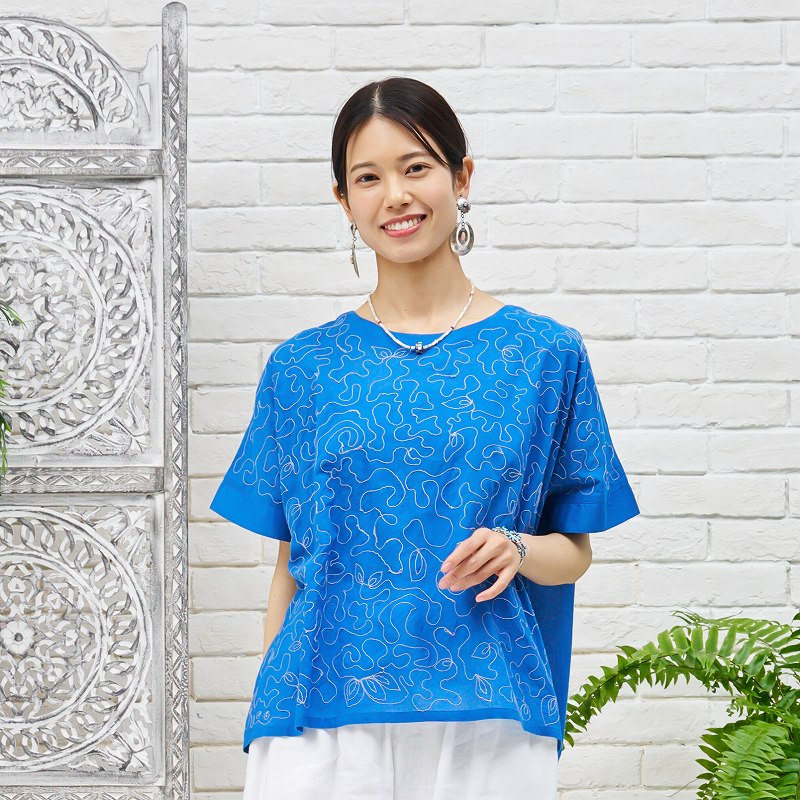 【予約販売】　アリ刺繍プルオーバー　7月入荷予定