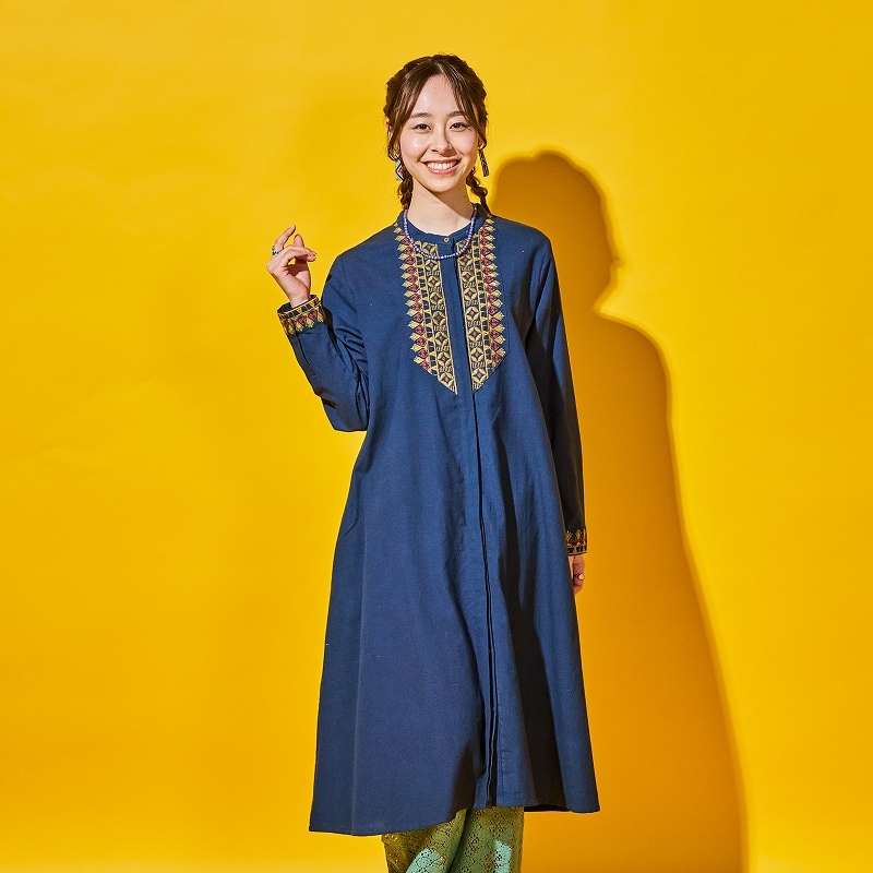 【予約販売】　コットン幾何学刺繍前あきワンピース　8月入荷予定