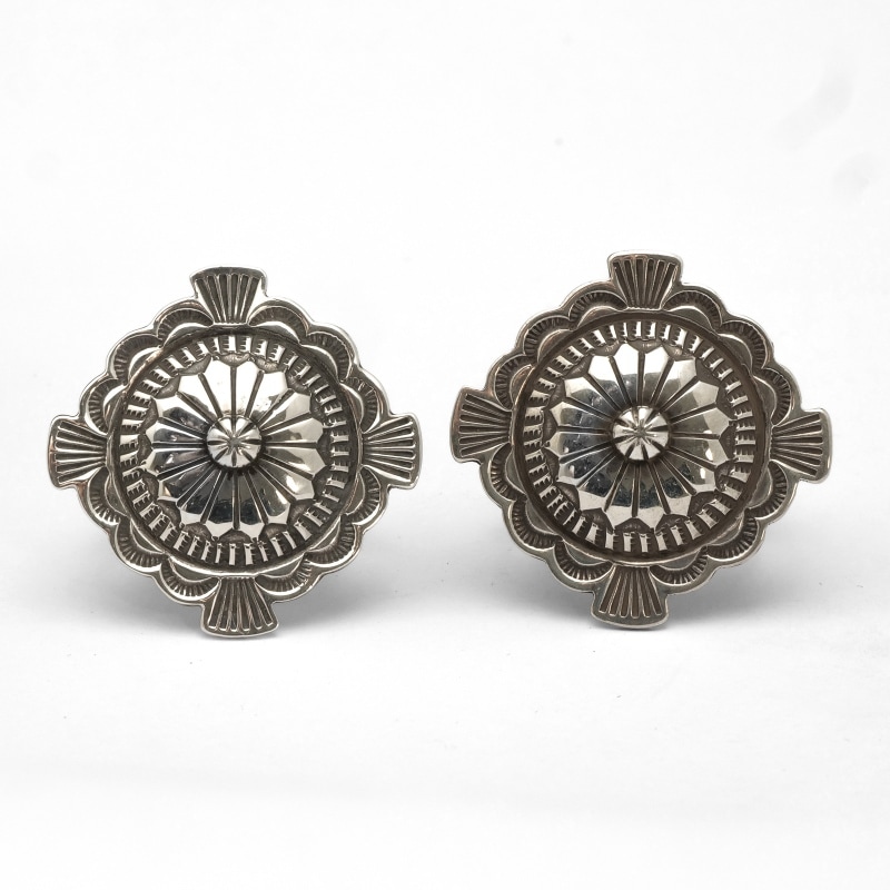 古代勾玉10mm ネフライト 【メール便可】｜マライカ公式通販