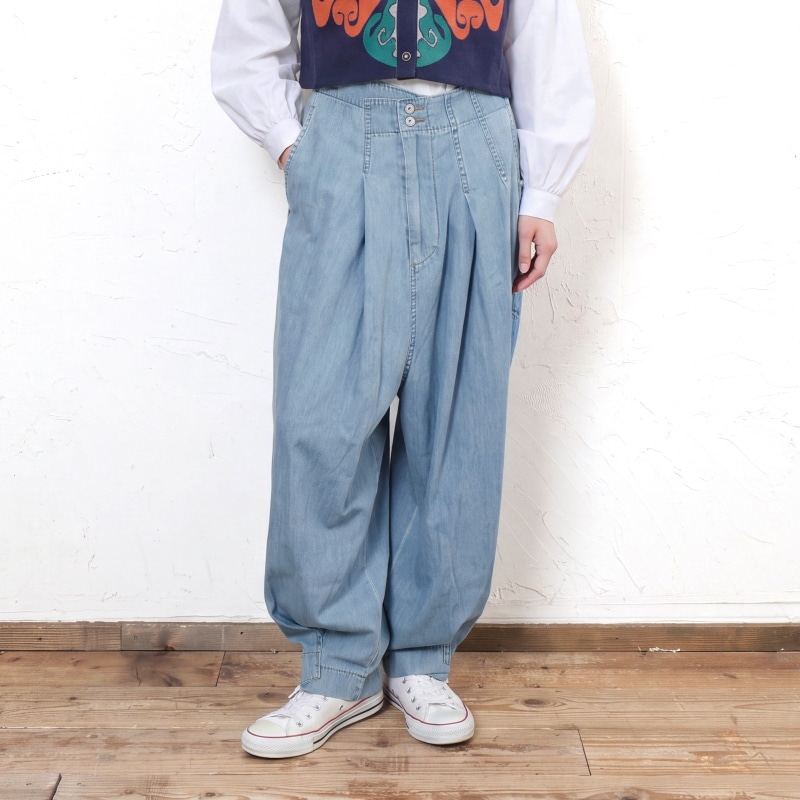 【WEB限定品】　ランダムタックデニムパンツ