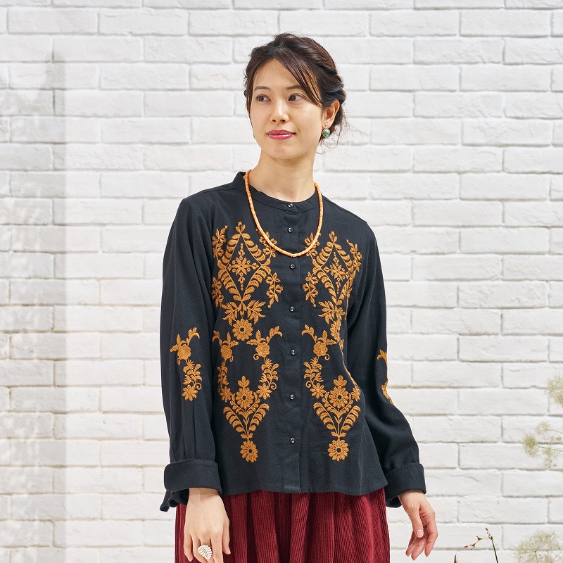 予約販売】 コットン刺繍ブラウス 11月入荷予定｜マライカ公式通販