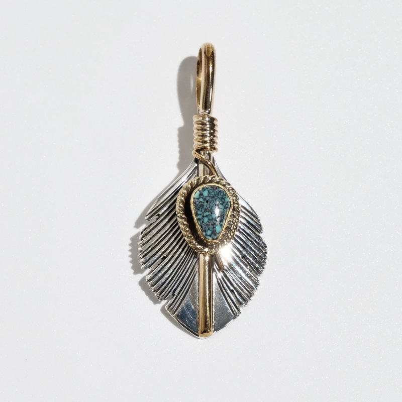 ハーヴィーメイス ターコイズ×12KGF フェザーペンダント ハーヴィーメイス ターコイズ×12KGF フェザーペンダント