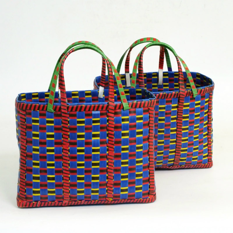 H.A.K  カラフルなカゴバッグ  バスケット　アフリカ H.A.K カラフルなカゴバッグ バスケット アフリカ - メルカリ