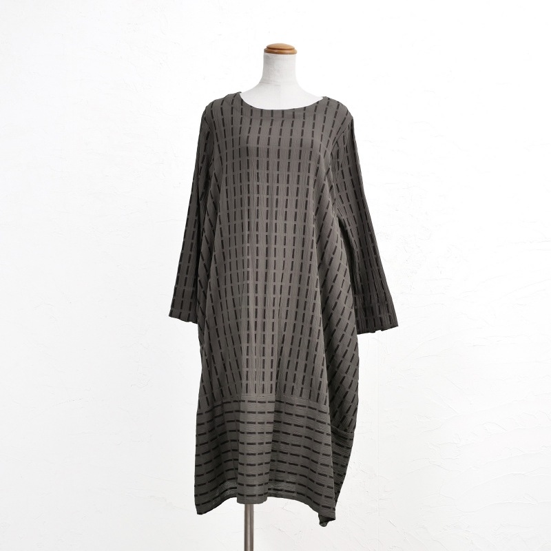 50%OFF コットンスクエアジャガードワンピース｜マライカ公式通販