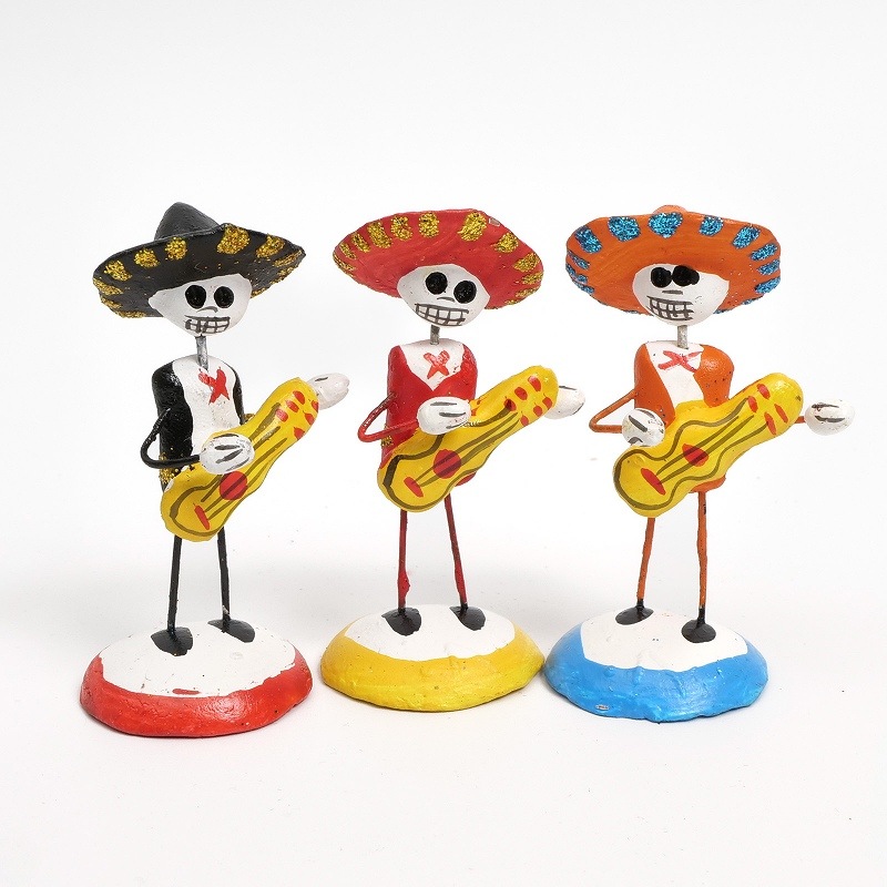 メディア掲載品】 ミニチュアカラベラ人形｜マライカ公式通販