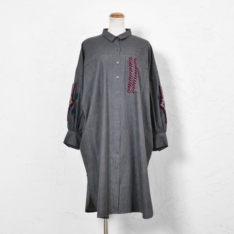 デニム刺繍ドルマンシャツ前あきワンピース｜マライカ公式通販