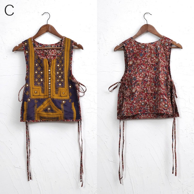 ★W1406★アンティーク　刺繍　古布　遊牧クチ―族　アフガニスタン ☆W1406☆アンティーク 刺繍布 カバー 遊牧民族 アフガニスタン