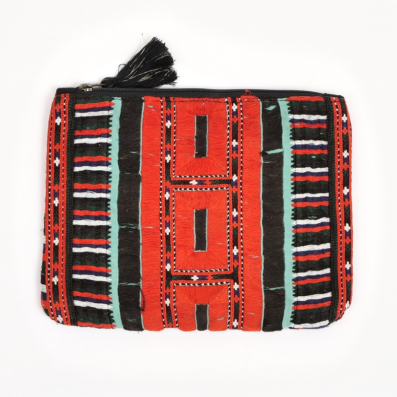 ★W1406★アンティーク　刺繍　古布　遊牧クチ―族　アフガニスタン トルクメニスタン 刺繍布 TN8 | fontok