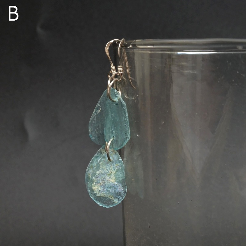 ローマングラス2連 ピアス 【メール便可】｜マライカ公式通販