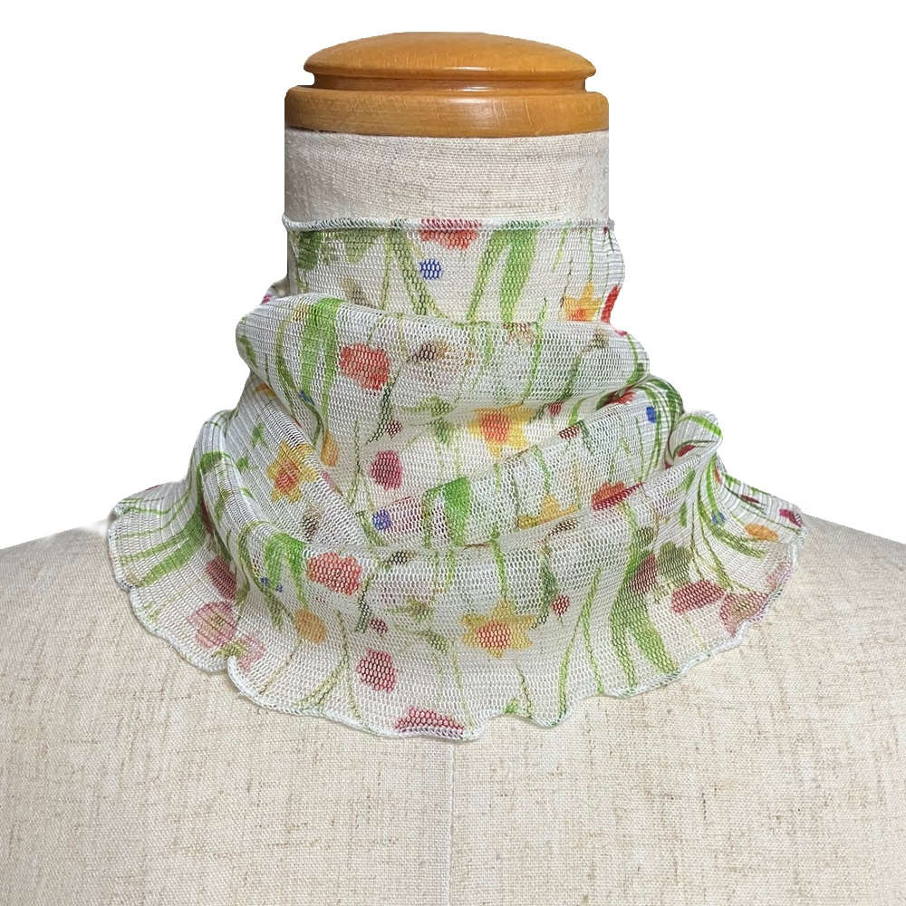【気管切開】【喉頭摘出】【永久気管孔】　シルクネックカバー かぶるタイプ：ワイルドフラワー