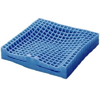 ピタクッション70