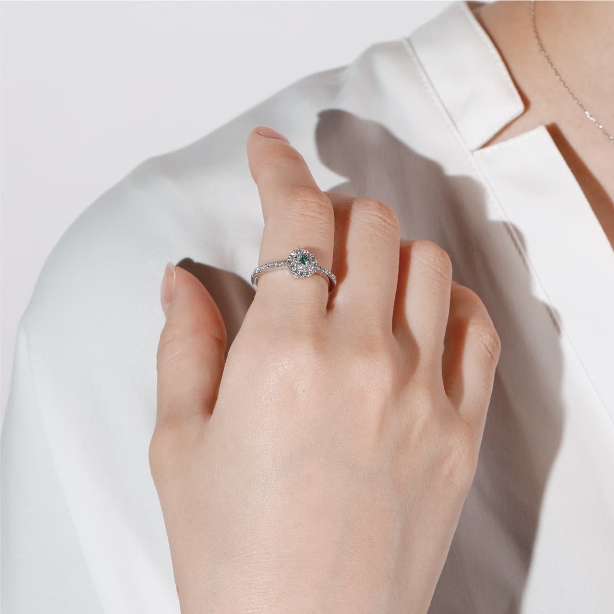 パライバトルマリンダイヤモンドラウンドラインホワイトゴールド